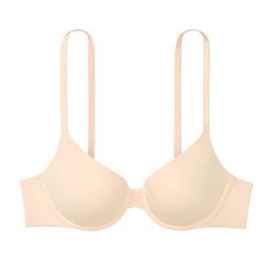 NWT Victoria’s Secret Lightly Lined Tshirt Bra